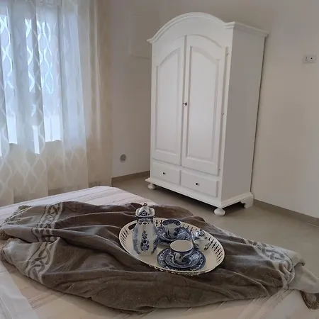 Casa Mana بيت للعطل *